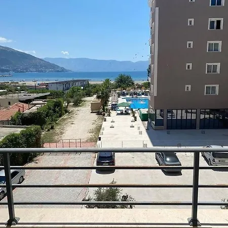 Seaside شقة فلورا